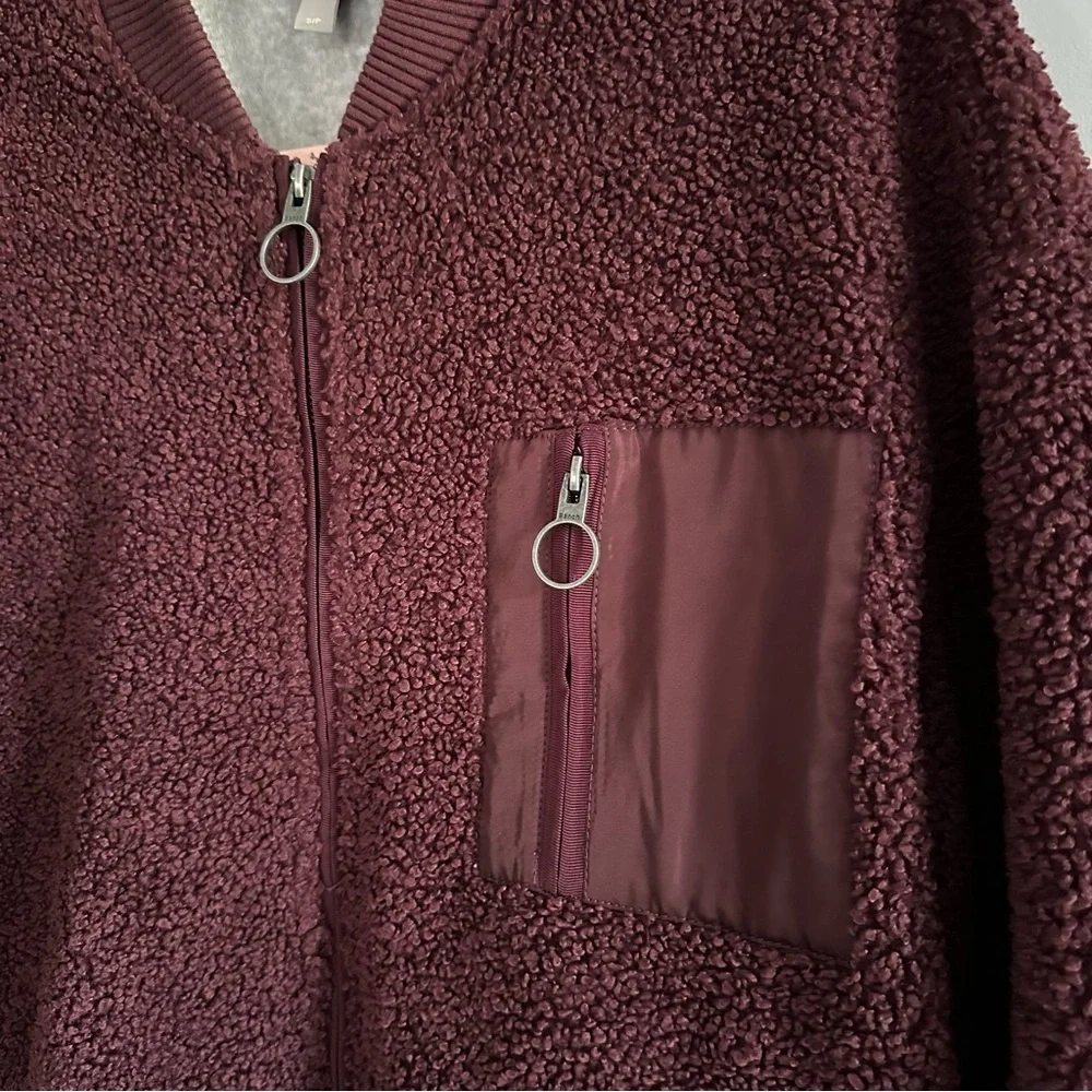 Bench Teddy Bear Bomber Jacket Maroon Zipper Pockets Size S - Picture 3 of 10